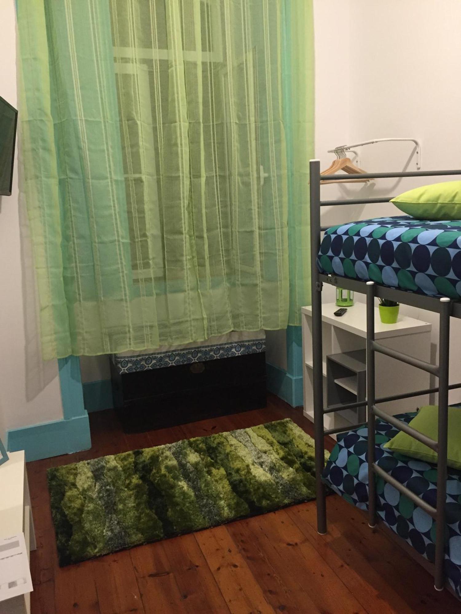 C&O Guest House Lisbon Bagian luar foto