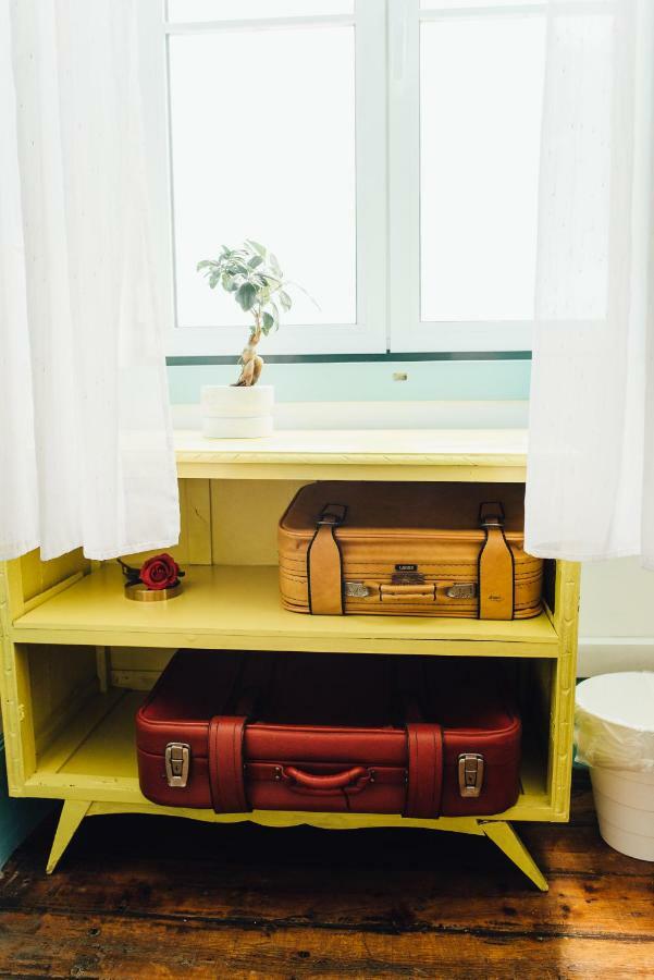 C&O Guest House Lisbon Bagian luar foto