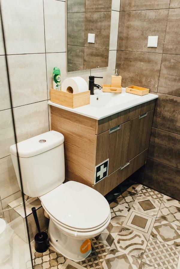 C&O Guest House Lisbon Bagian luar foto